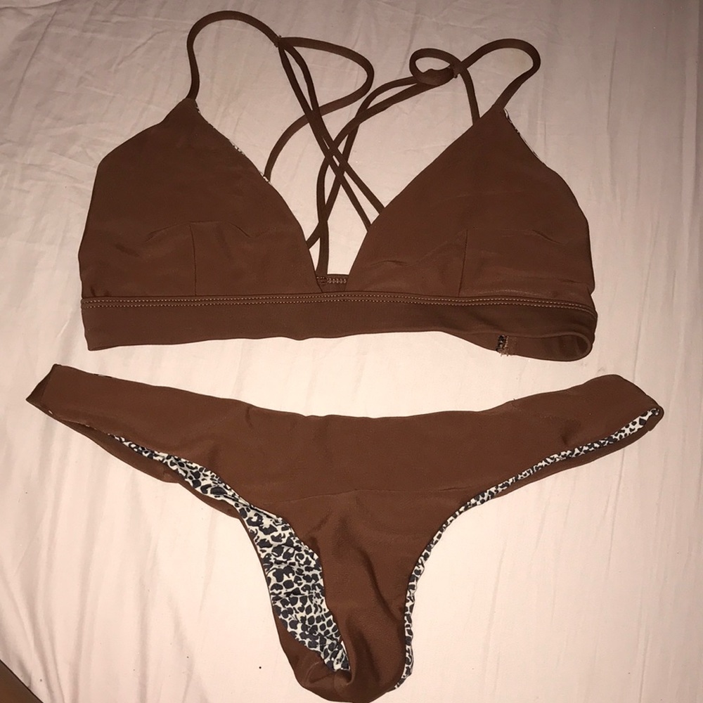 ✨SOLD✨Acacia coconut set